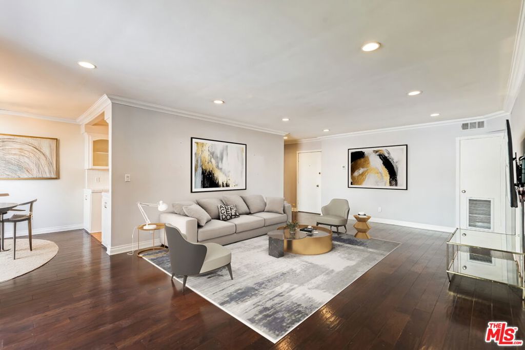 Properties 2 11970 Montana Avenue 108