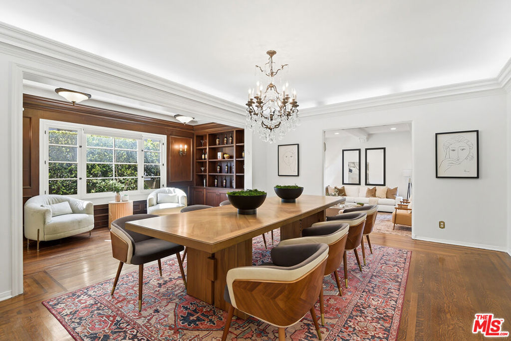 108 S Formosa Avenue