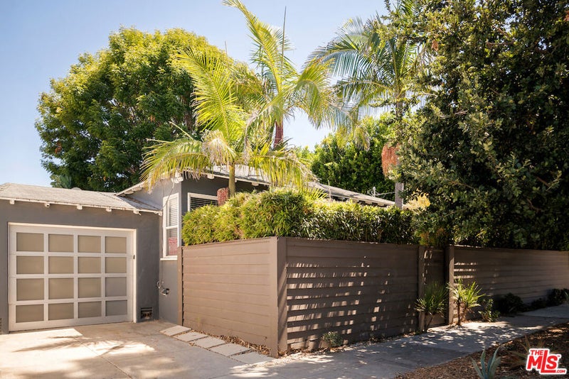728 Pacific Street