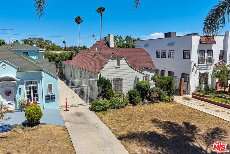 810 S Norton Avenue