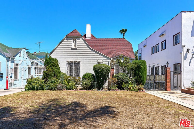 810 S Norton Avenue