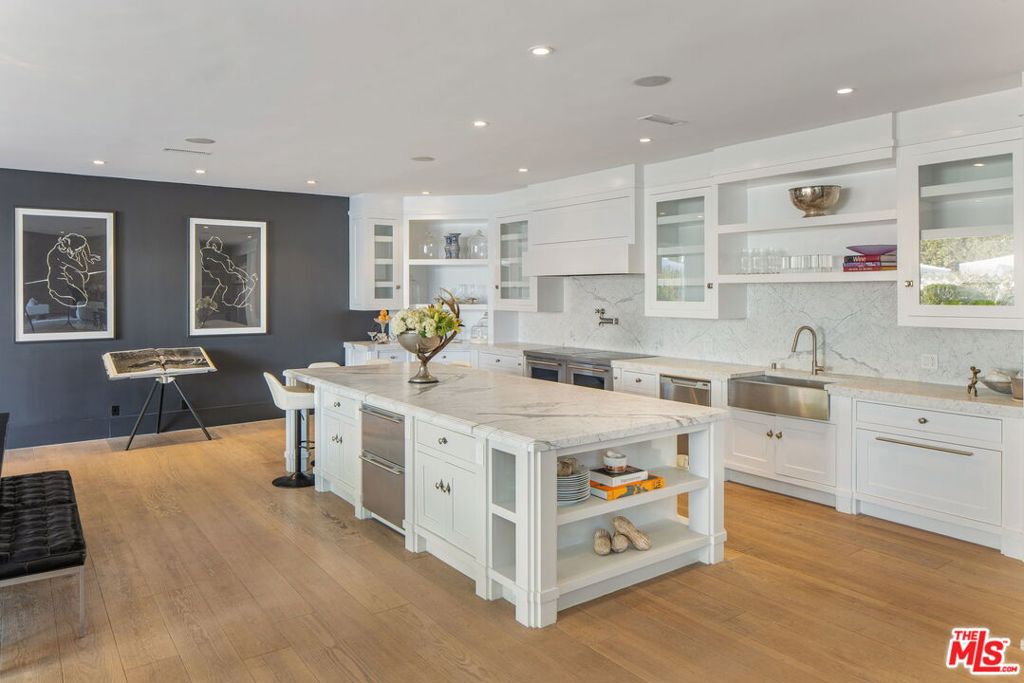 1100 Pine Drive