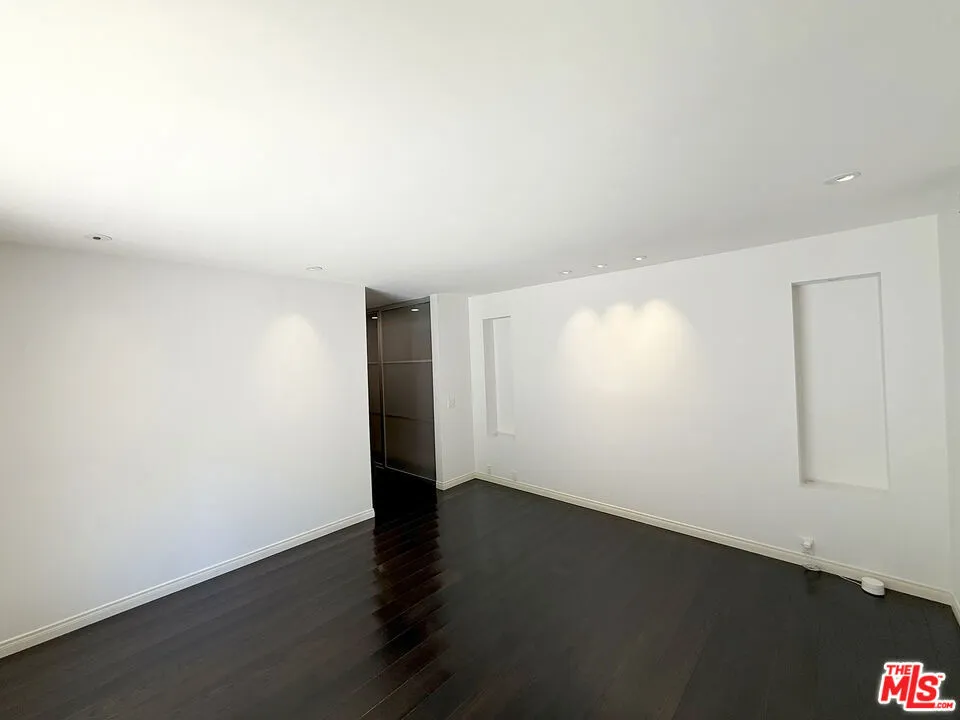 Studio City, California 91604, United States, 3 Bedrooms Bedrooms, ,3 BathroomsBathrooms,Residential,Active,148253