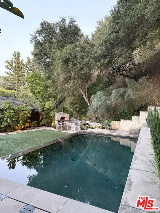 Studio City, California 91604, United States, 3 Bedrooms Bedrooms, ,3 BathroomsBathrooms,Residential,Active,148253