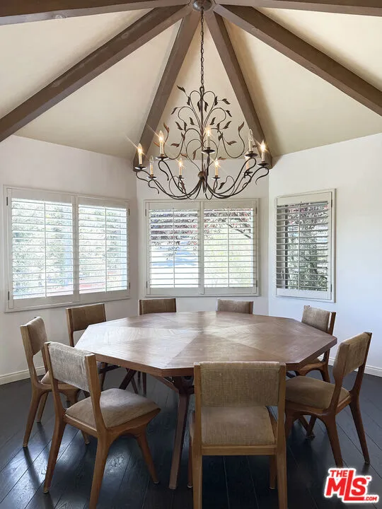 Studio City, California 91604, United States, 3 Bedrooms Bedrooms, ,3 BathroomsBathrooms,Residential,Active,148253