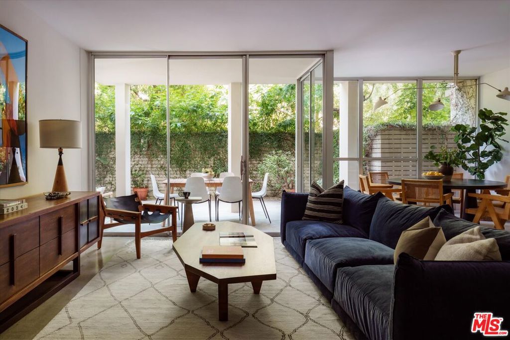 4455 Los Feliz Boulevard 106