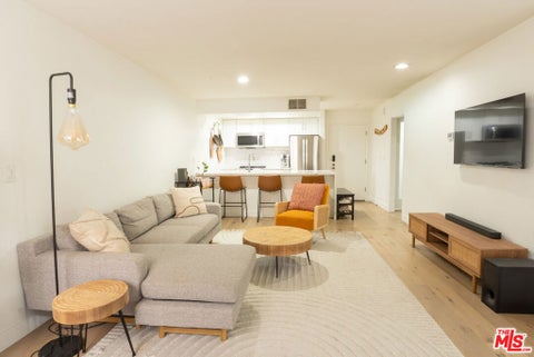 Photo of 740 N Kings Road #122, West Hollywood, CA 90069 (MLS # 26845101)