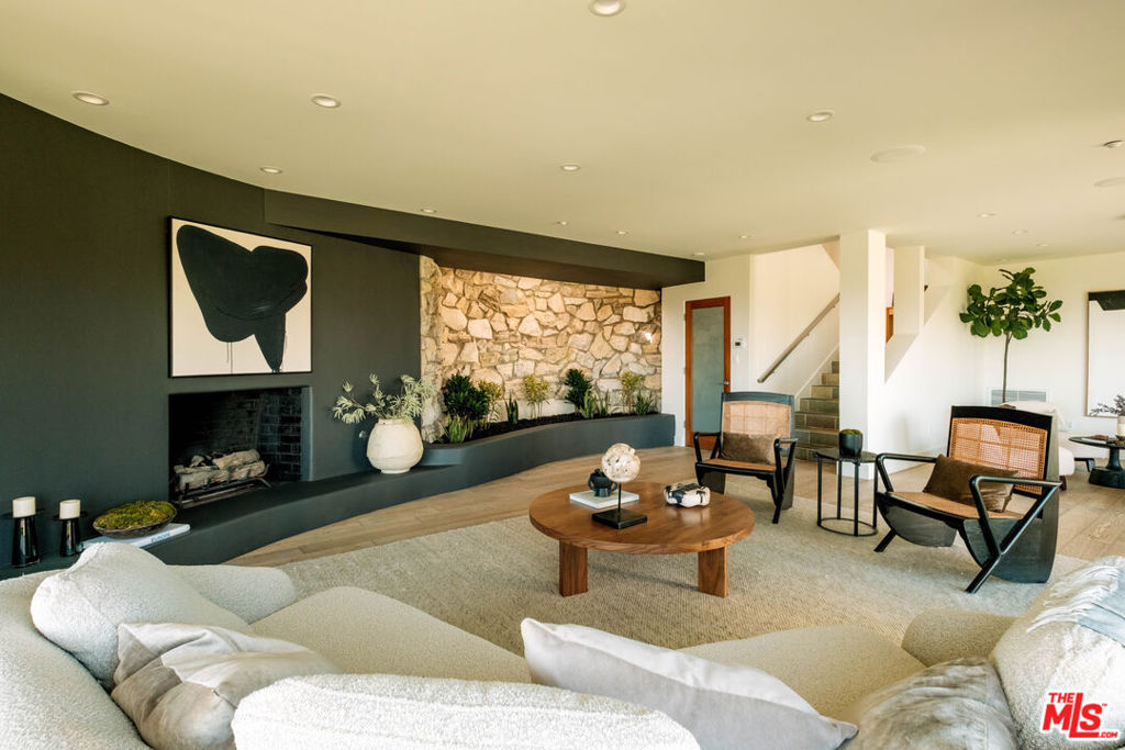 1185 Loma Linda Drive