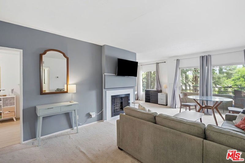 12940 Riverside Drive 201