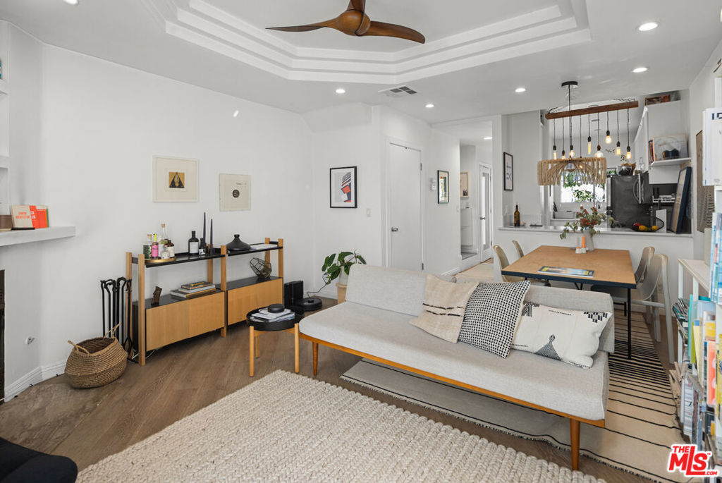 2500 Abbot Kinney Boulevard 7