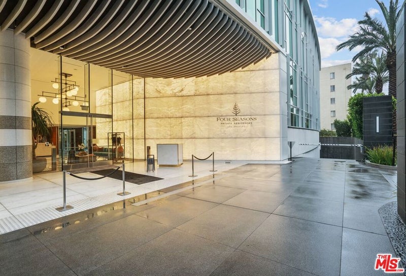 9000 W 3rd Street 106