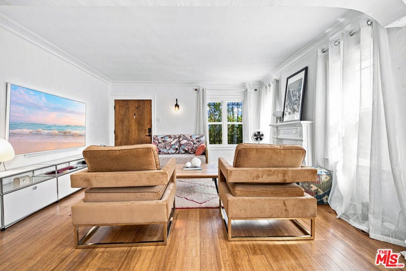 1308 W 56th Street