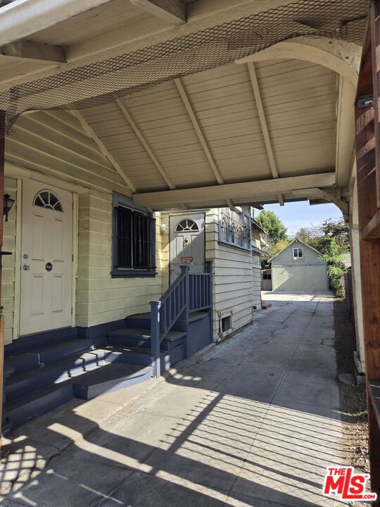 1612 Arlington Avenue