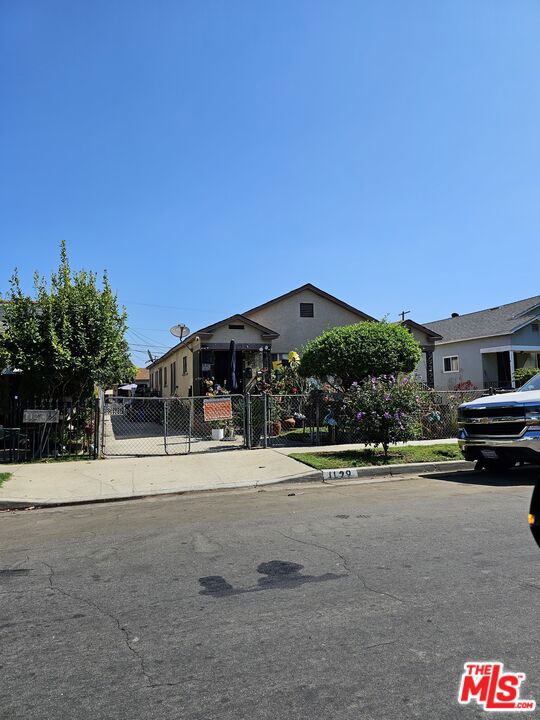 1129 E 71st Street