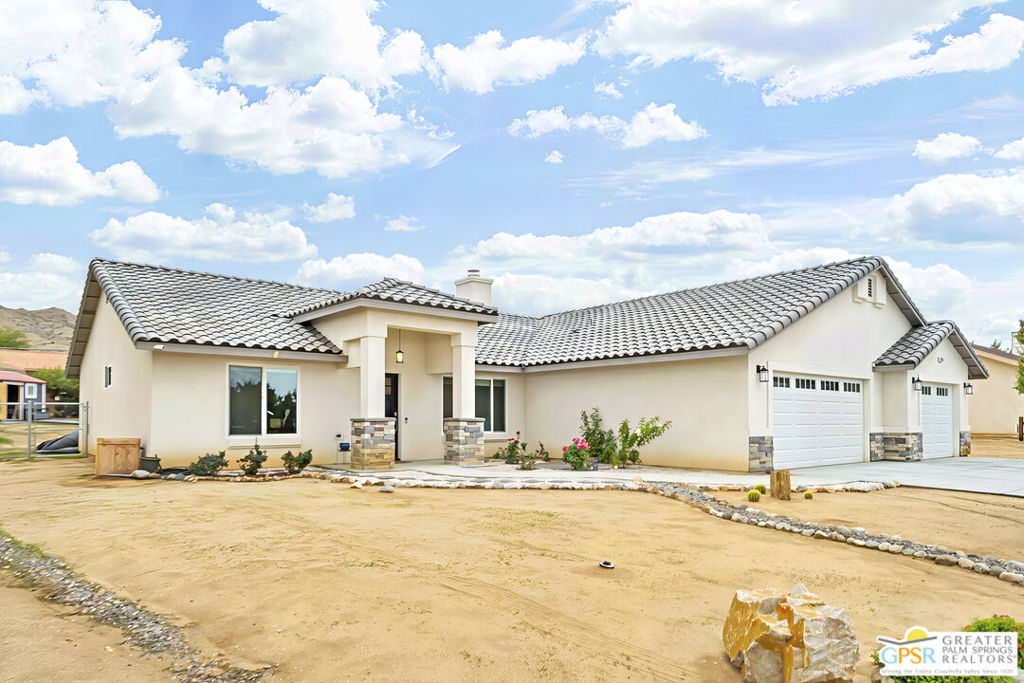57745 San Tropeze Drive