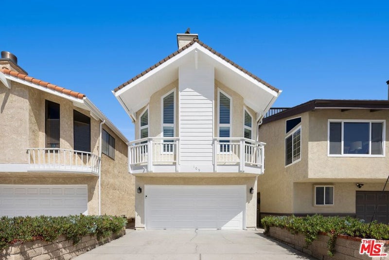 109 Los Robles Street