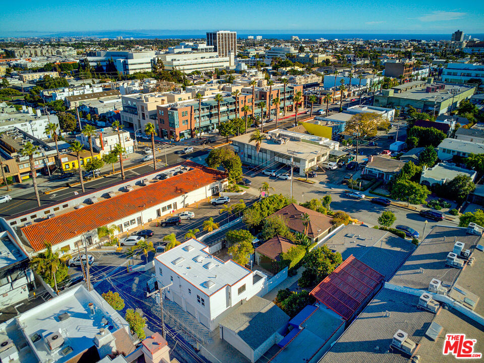 1147 24th Street A,B,C,D