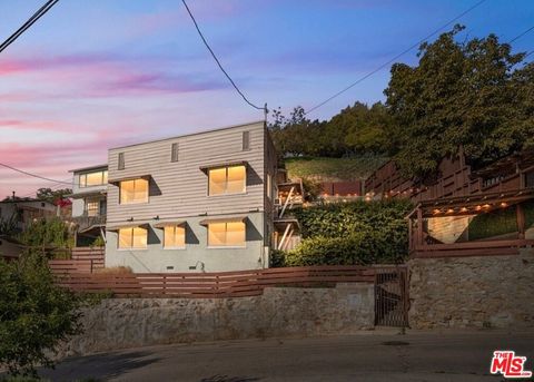 3055 Future Street Los Angeles CA 90065