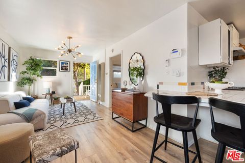 1545 Duane Street Los Angeles CA 90026