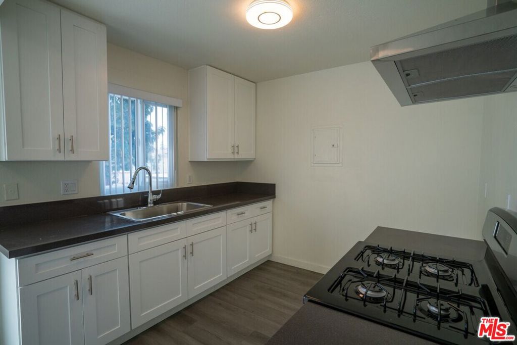 Properties 1 2650 E Park Lane