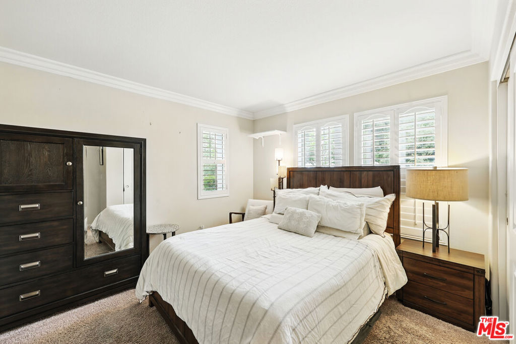 12466 Amesbury Circle