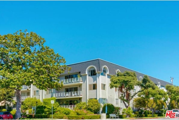 404 SAN VICENTE BLVD UNIT 28, SANTA MONICA, CA 90402 - Image ee4ce5962367ed7a2ebeb9cbbd3105bd/858380175