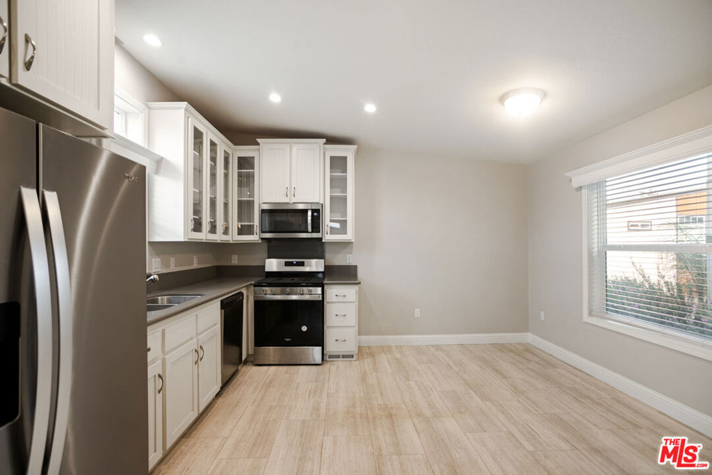 8250 Lankershim Boulevard 126