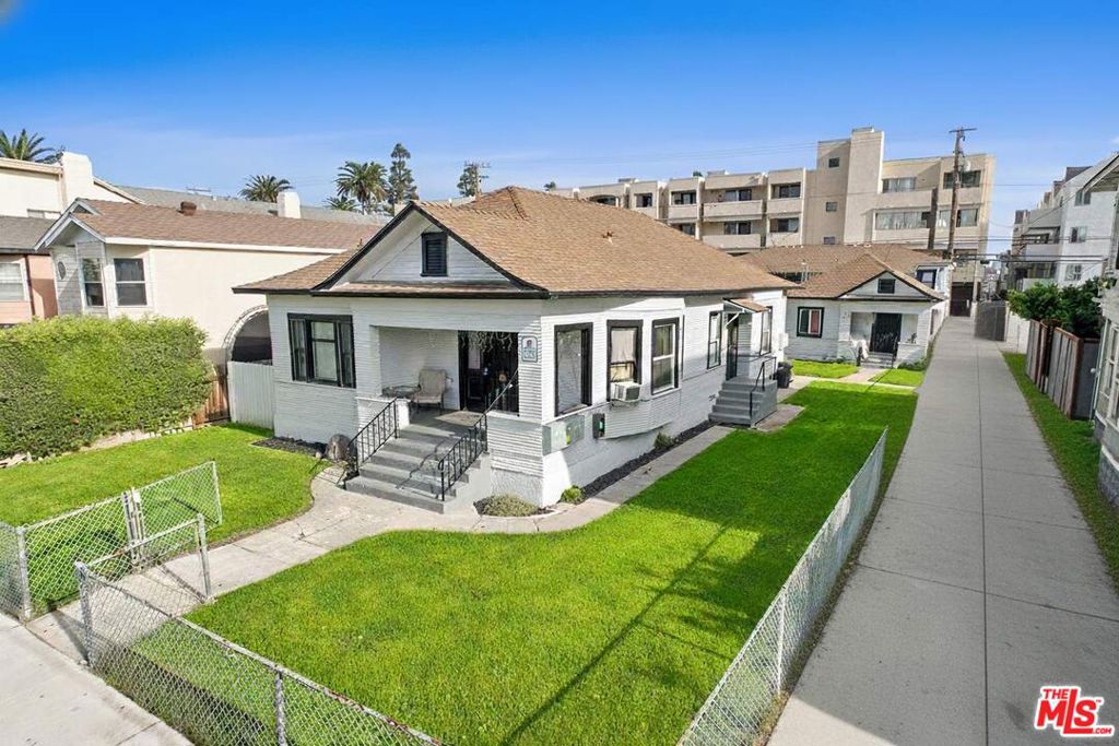 528 Daisy Avenue