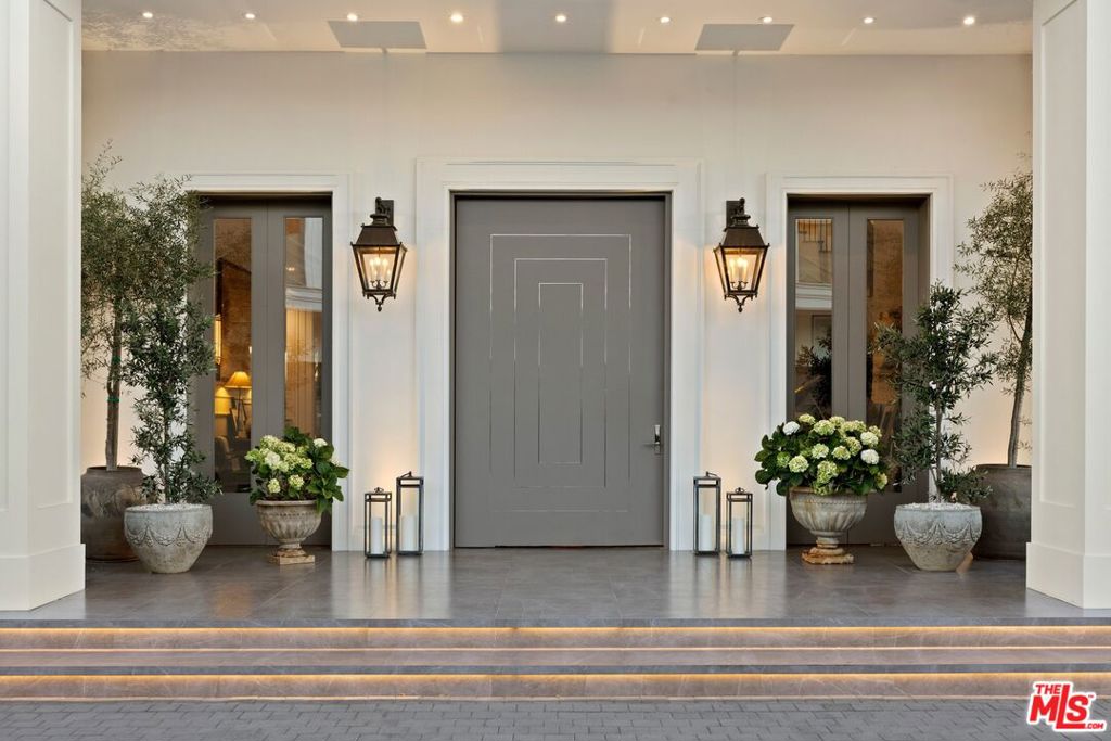 Properties 1 2571 Wallingford Drive