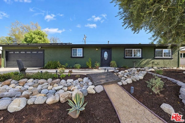 1865 SUTTER AVE, SIMI VALLEY, CA 93065 - Image eeb268ff7a2dc57834da3d9be730422b/2052437377