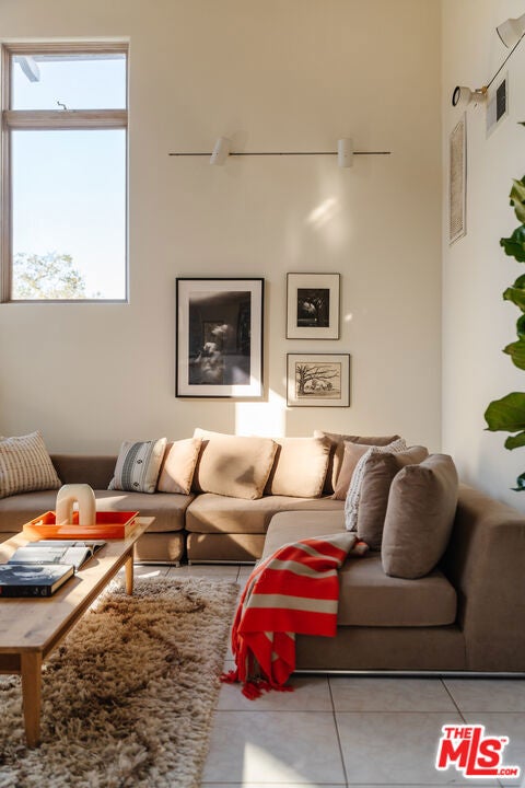 229 Muerdago Road