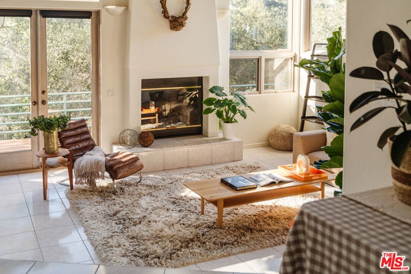229 Muerdago Road