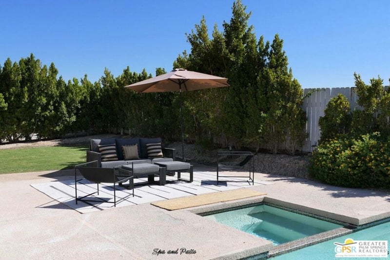 952 N Camino Condor