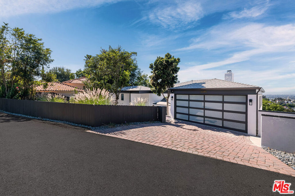 3345 Wonder View Drive
