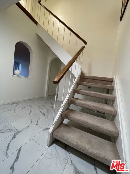 121 S Hope Street 4
