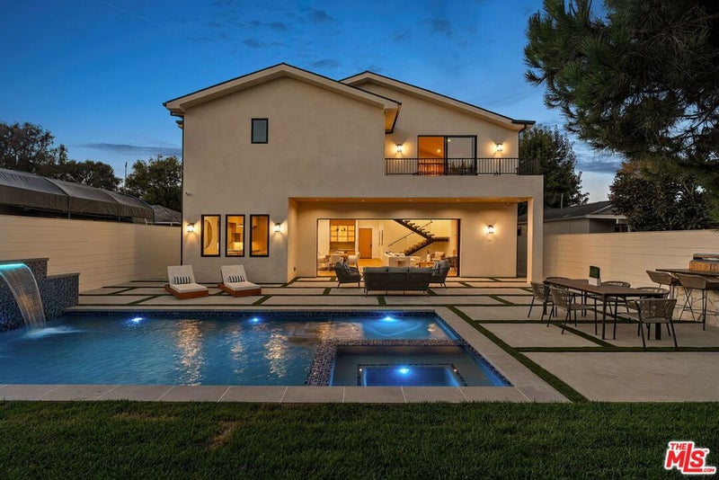 12122 Ivy Place