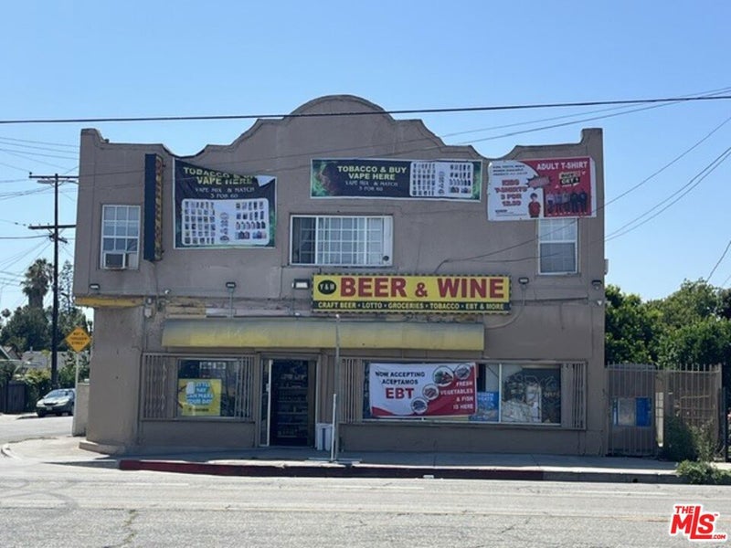 6525 Holmes Avenue
