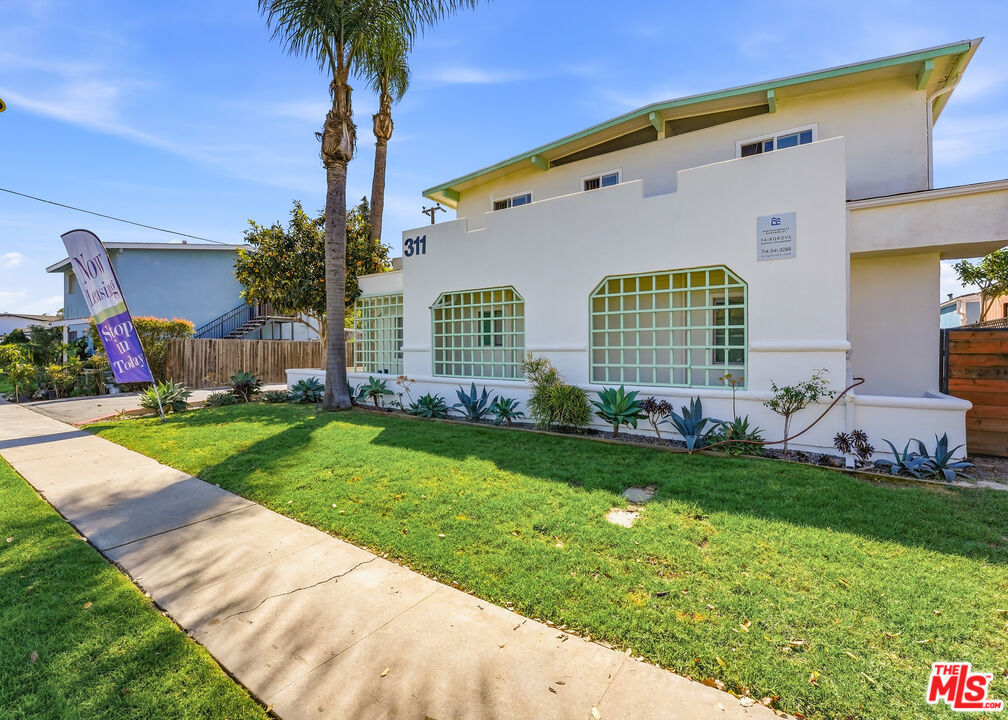 311 W Wilson Street