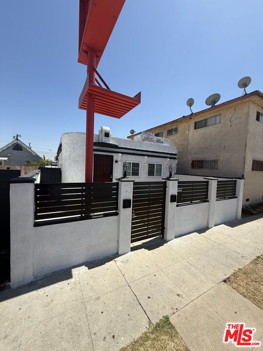 10024 S Western Avenue