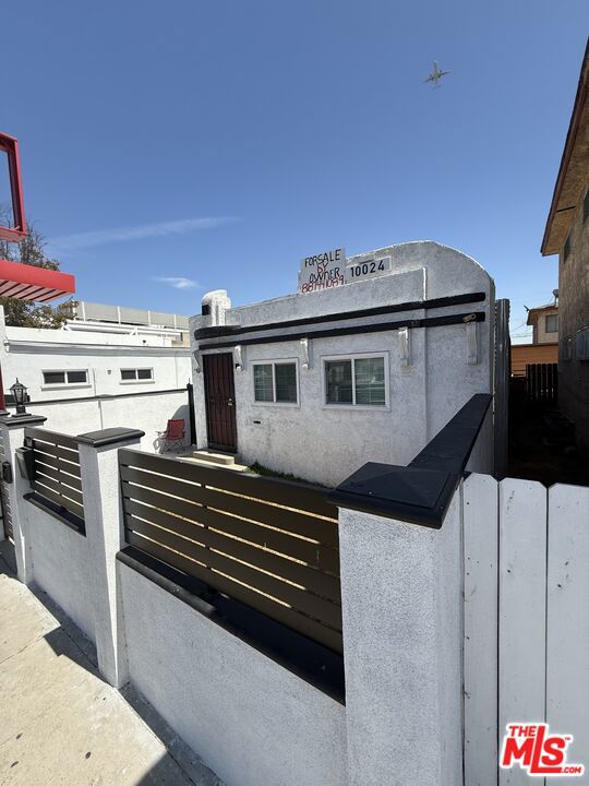 10024 S Western Avenue