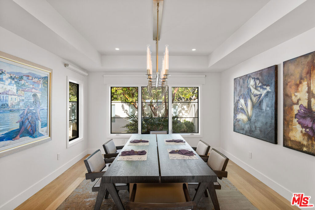 1885 Mesa Ridge Avenue