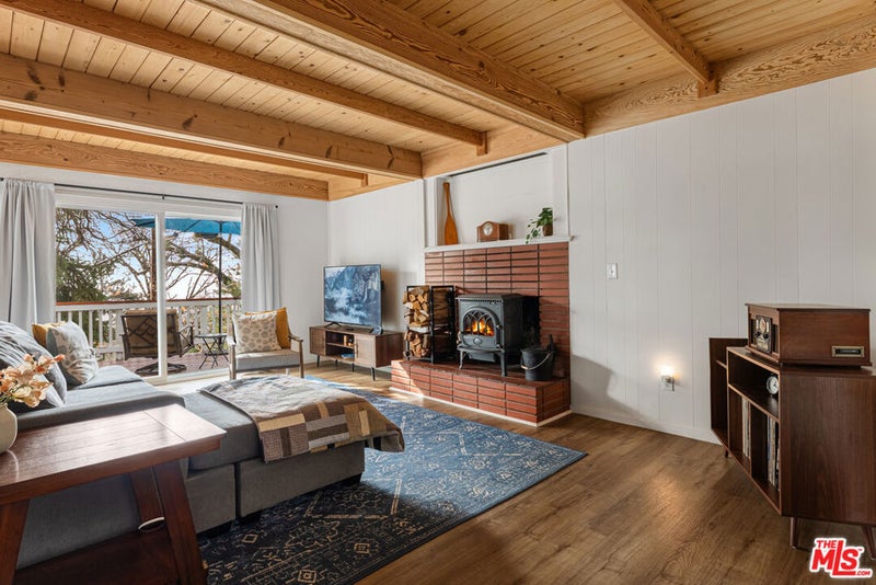 2595 Sunset Drive