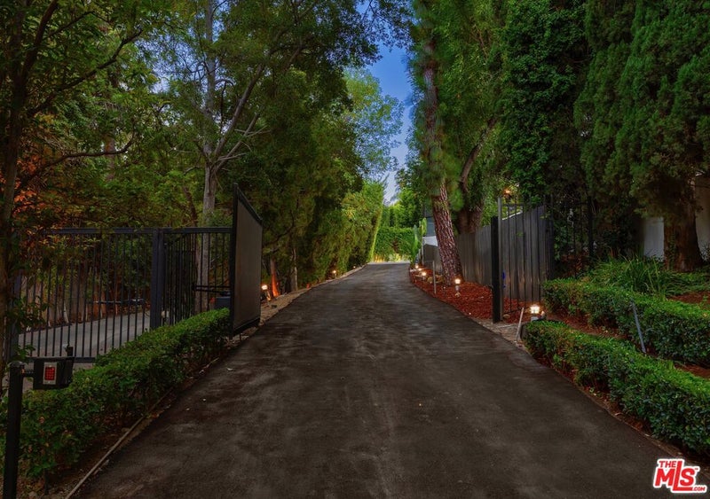 19540 Wells Drive