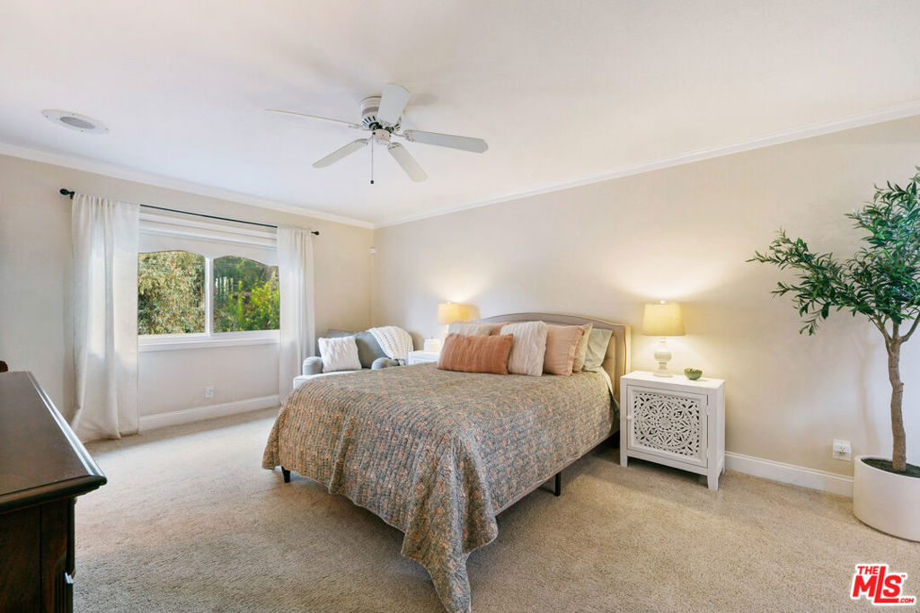 13702 Loretta Drive