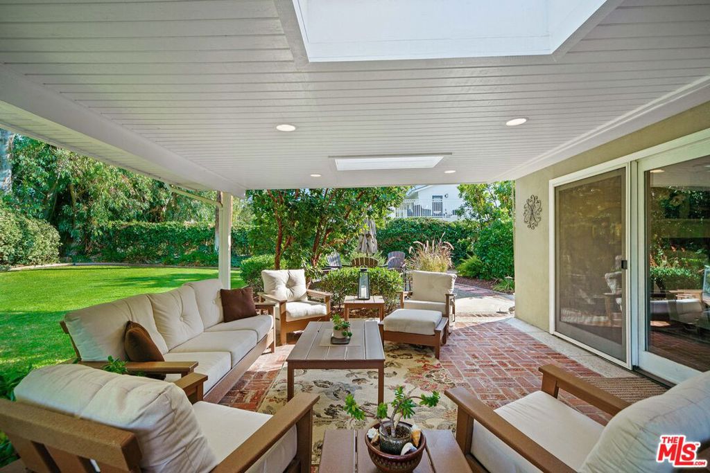 13702 Loretta Drive