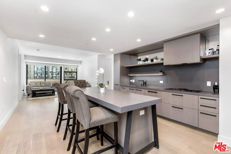 10777 Wilshire Boulevard 603