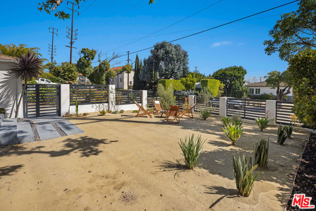 3523 Military Avenue