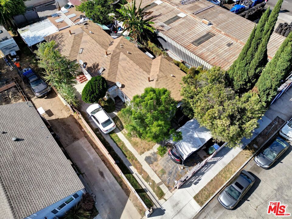 8611 Elm Street