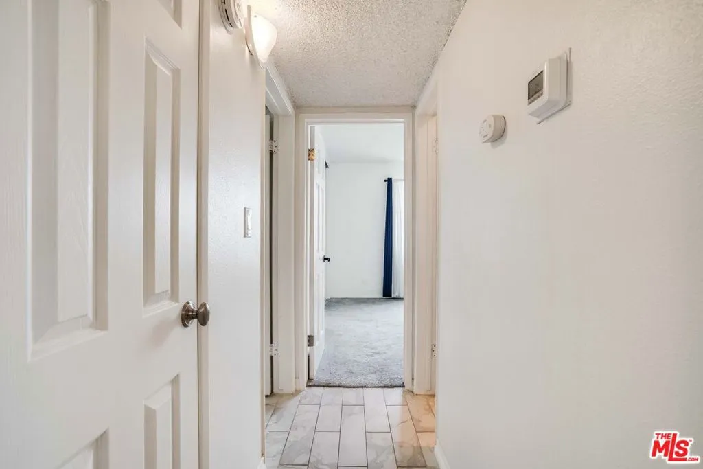 Tarzana, California 91356, United States, 2 Bedrooms Bedrooms, ,2 BathroomsBathrooms,Residential,Active,146232