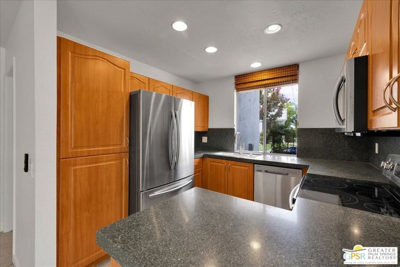 401 S El Cielo Road 41